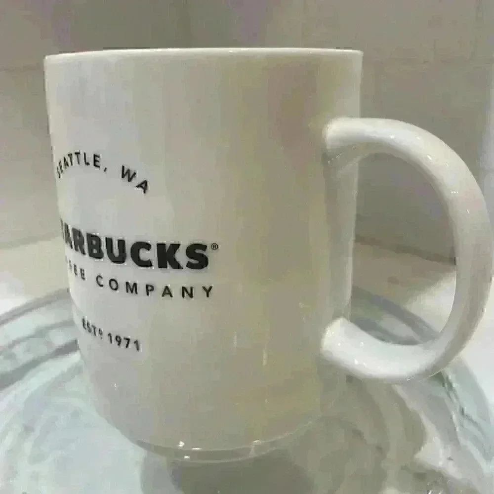 Starbucks 2018 Seattle, WA Washington EST 1971 Large 14oz Ceramic Coffee Tea Mug - Picture 4 of 16